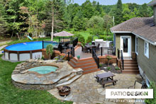 Patio with Pool made with Trex by Patio Design inc.