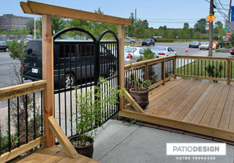 Patio en bois par Patio Design inc.