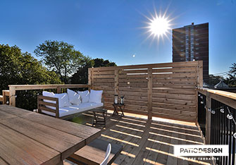 Patio en bois par Patio Design inc.