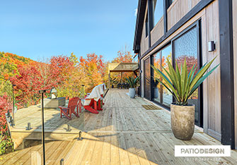 Patio en bois par Patio Design inc.