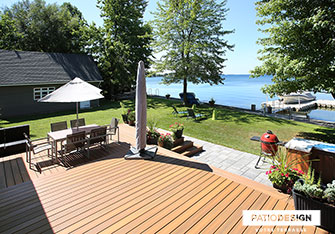 Fiberon Terrace by Patio Design inc.