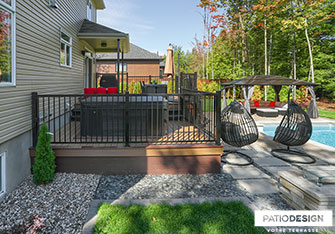 Fiberon Terrace by Patio Design inc.