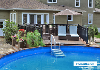 Patio avec piscine hors-terre par Patio Design inc.